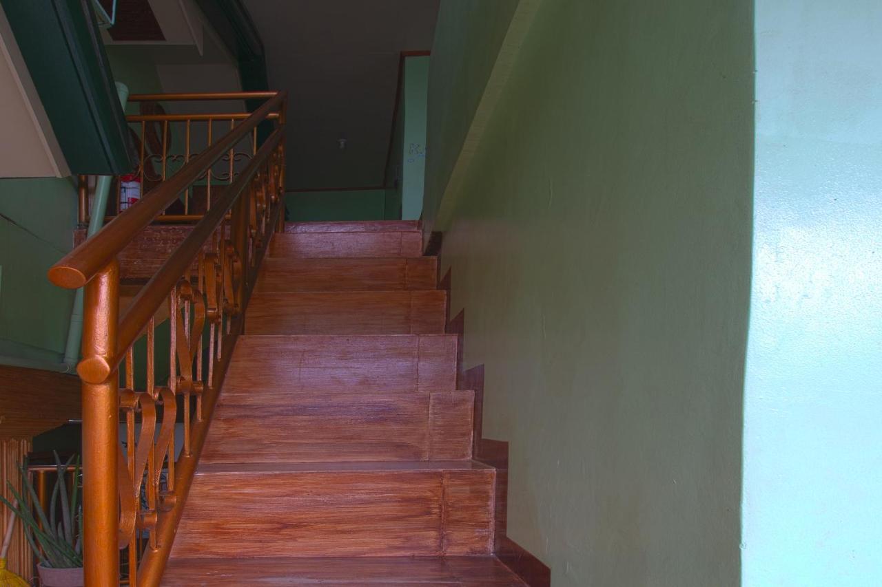 Oyo 788 Lisa'S Guesthouse โมอัลโบอัล ภายนอก รูปภาพ